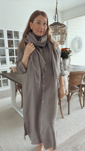 JOANNE PELLAVAHUIVI TAUPE