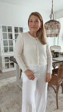 NINETTE MOHAIRNEULETAKKI LUONNONVALKOINEN