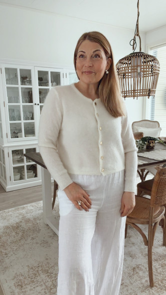 NINETTE MOHAIRNEULETAKKI LUONNONVALKOINEN