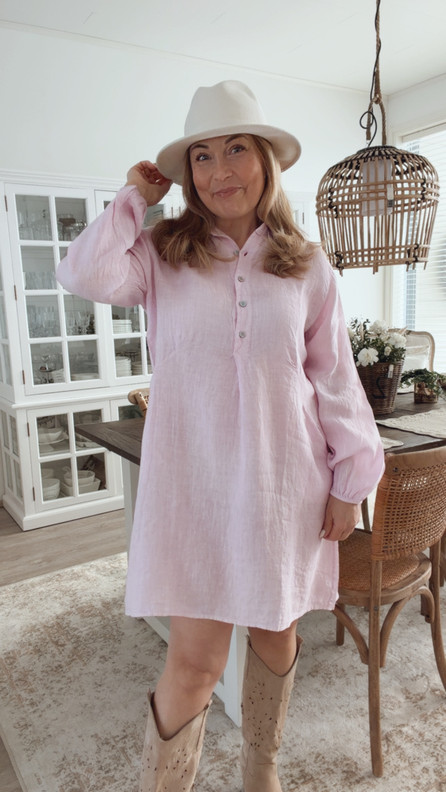 CHERYL PELLAVATUNIKA VAALEA MALVA