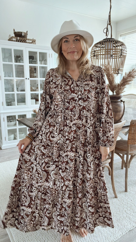 AURELIA VISKOOSIMEKKO RUSKEA