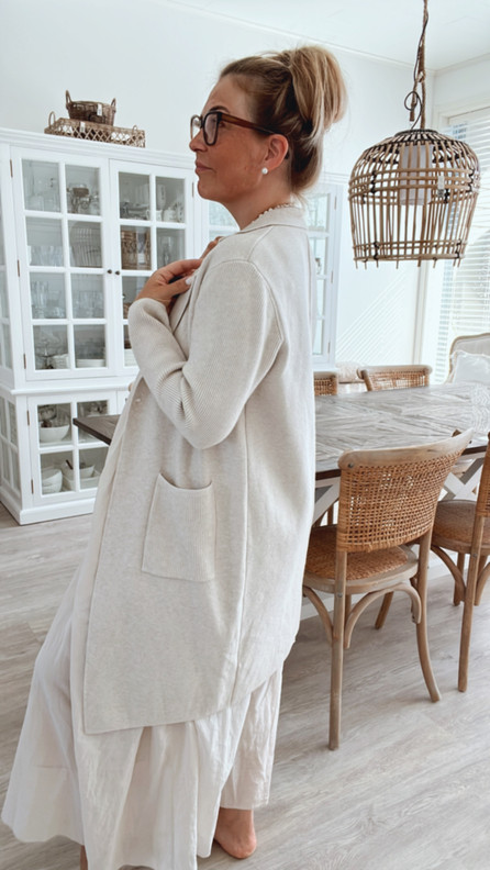 ZELDA NEULETAKKI BEIGE