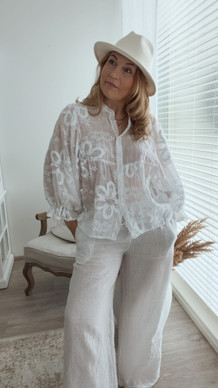 HENNIE PUSERO VALKOINEN