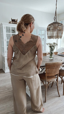 CECILE SATIN TOP CAMEL
