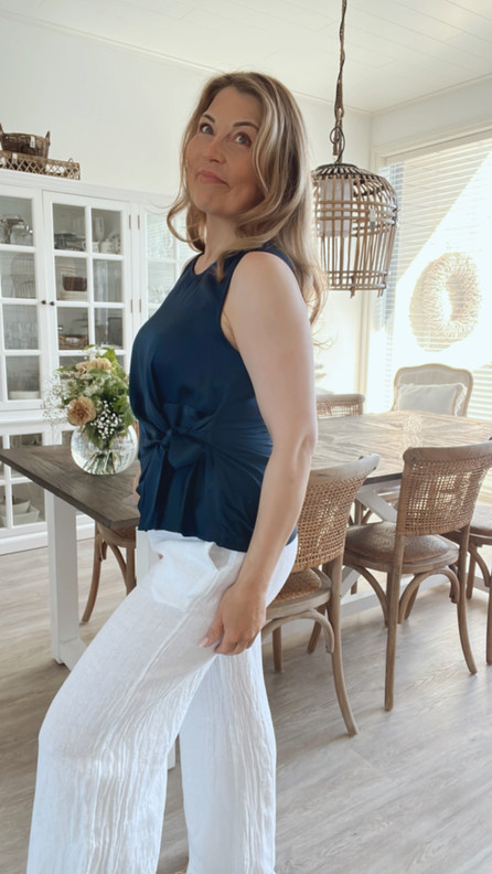 ERIKA VISKOOSITOPPI NAVY