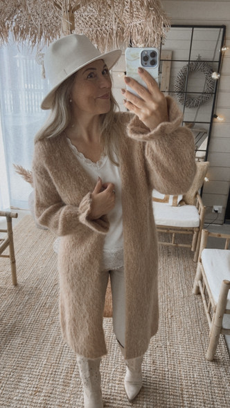 EMILIE ALPAKKANEULETAKKI KAMELI