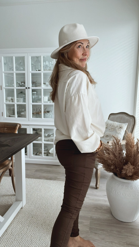 JESSI JOGGERIT RUSKEA