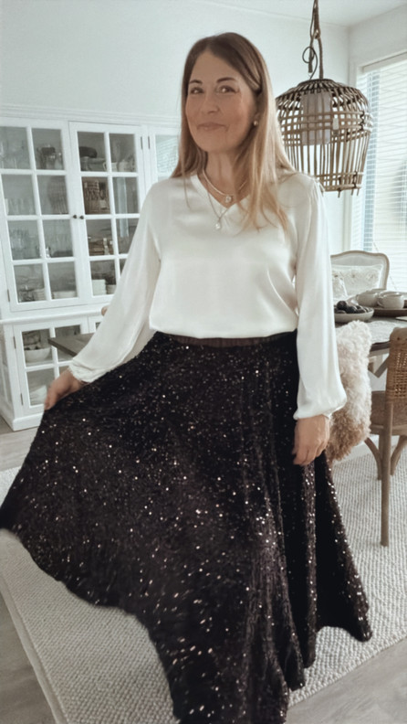 KAYLEE PALJETTIHAME RUSKEA