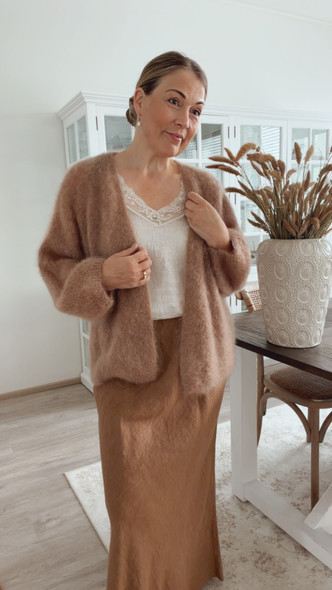 SYLVIE KID MOHAIRNEULETAKKI KAMELI