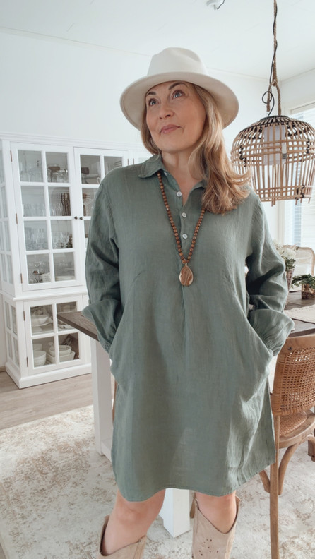 CHERYL PELLAVATUNIKA KHAKI