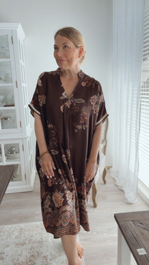 CAMILA SILKKI-VISKOOSIMEKKO RUSKEA