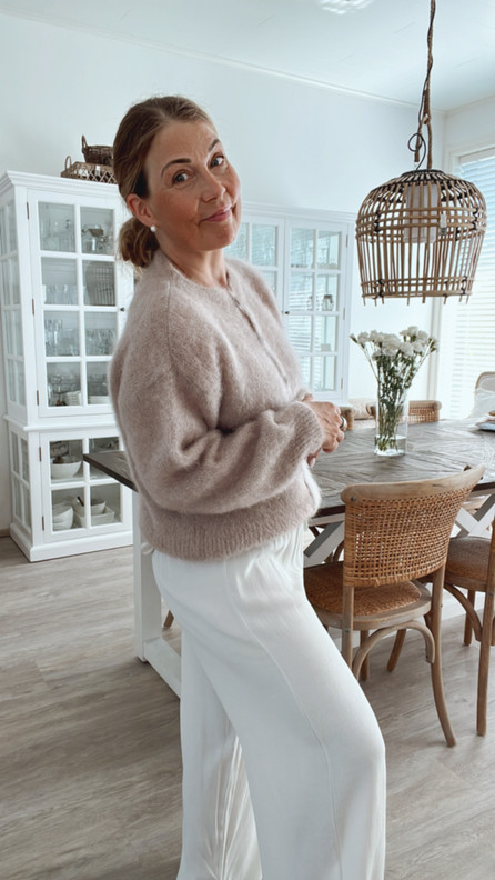 JOSEFIN MOHAIRNEULETAKKI BEIGE