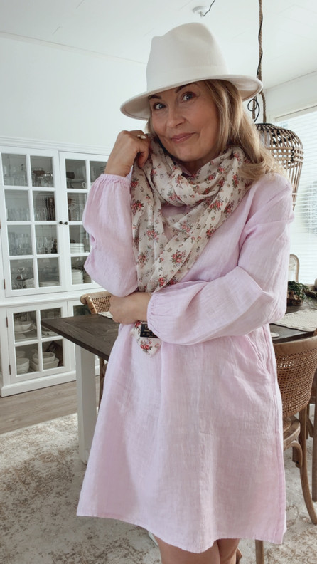 CHERYL PELLAVATUNIKA VAALEA MALVA