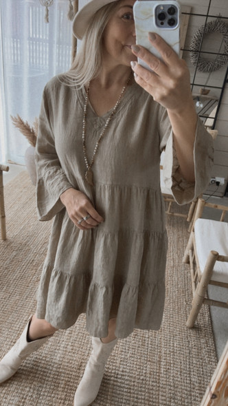 MONICA PELLAVAMEKKO TAUPE