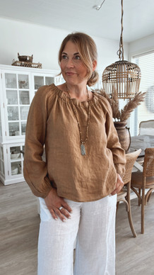 CHIARA LINEN BLOUSE CAMEL