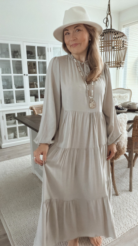 MIRELLA VISKOOSIMEKKO BEIGE