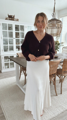 EMMY MOHAIRNEULETAKKI RUSKEA