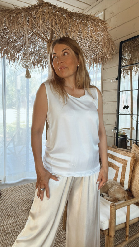 CLAUDINA SATIINITOPPI VALKOINEN