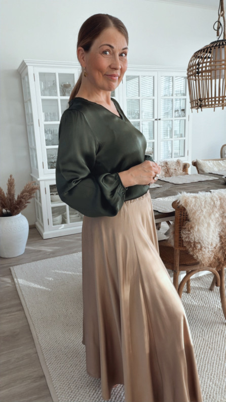 CHLOE SATIINIPUSERO KHAKI