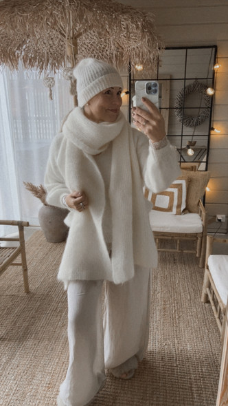 BONITA MOHAIRHUIVI LUONNONVALKOINEN