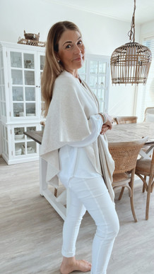 SIMONA PONCHO BEIGE
