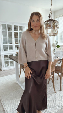 LUCILLA SATIINIHAME RUSKEA