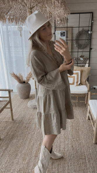 MONICA PELLAVAMEKKO TAUPE