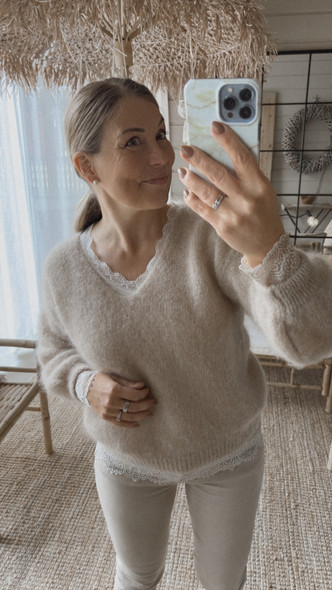 CLARA MOHAIR KNIT BEIGE