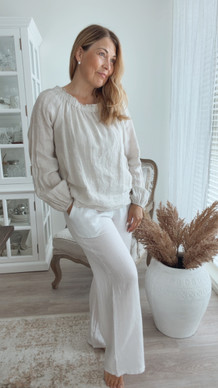 CASSIE PELLAVAHOUSUT VALKOINEN