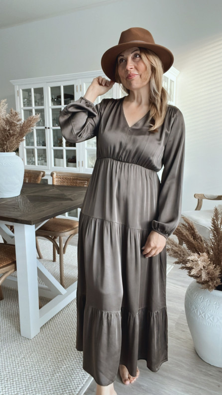 EMILY SILKKI-SATIINIMEKKO TAUPE