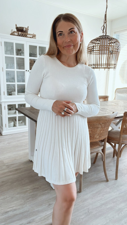 MAREA NEULEMEKKO LUONNONVALKOINEN