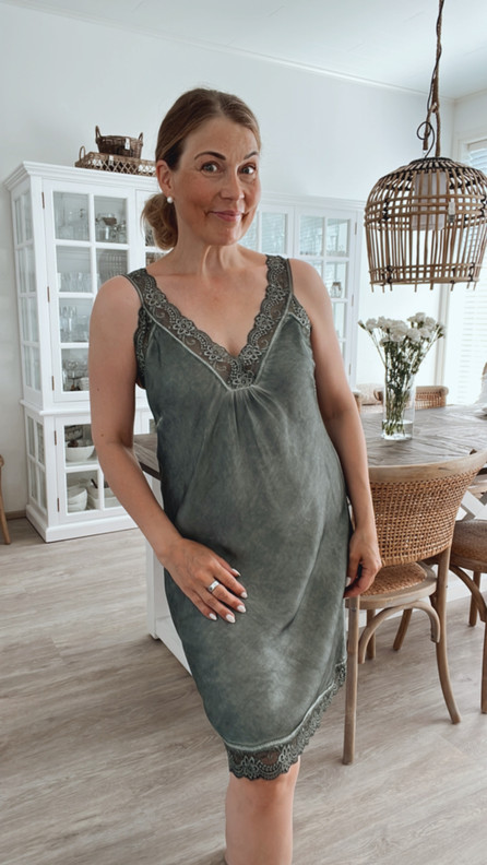 MAISA SATIINIMEKKO KHAKI