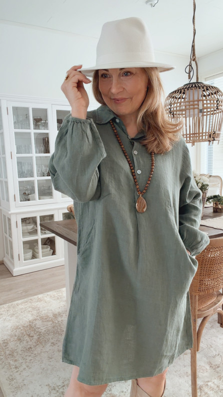 CHERYL PELLAVATUNIKA KHAKI