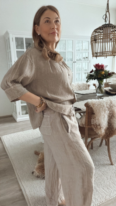 CARRIE PELLAVAHOUSUT KASHMIRE