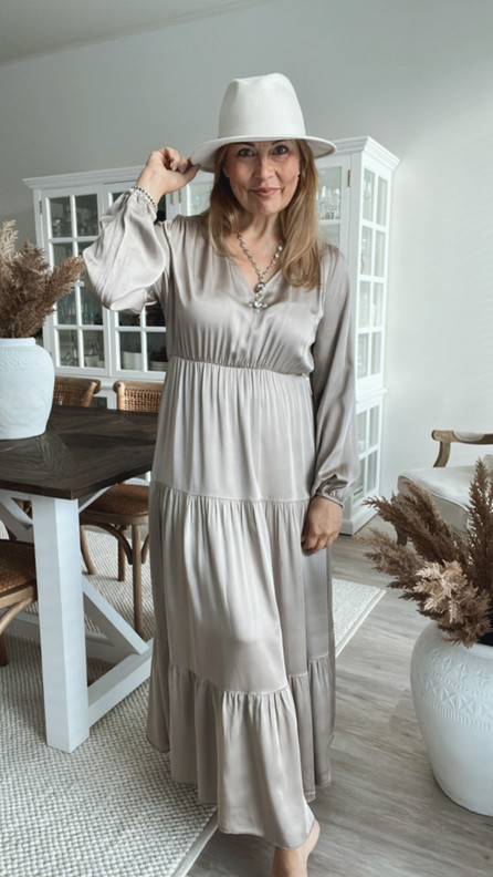 EMILY SILKKI-SATIINIMEKKO BEIGE