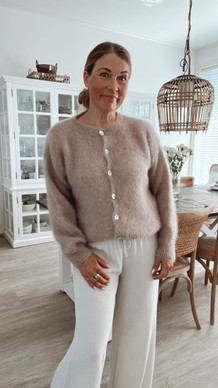 JOSEFIN MOHAIRNEULETAKKI BEIGE