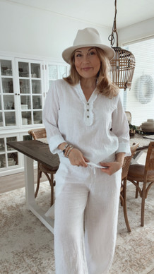 PEGGY PELLAVAPAITA VALKOINEN