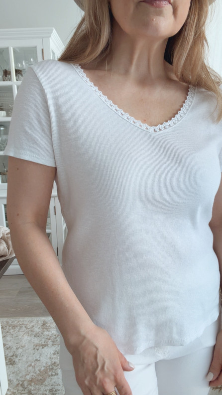 SHEILA T-PAITA VALKOINEN