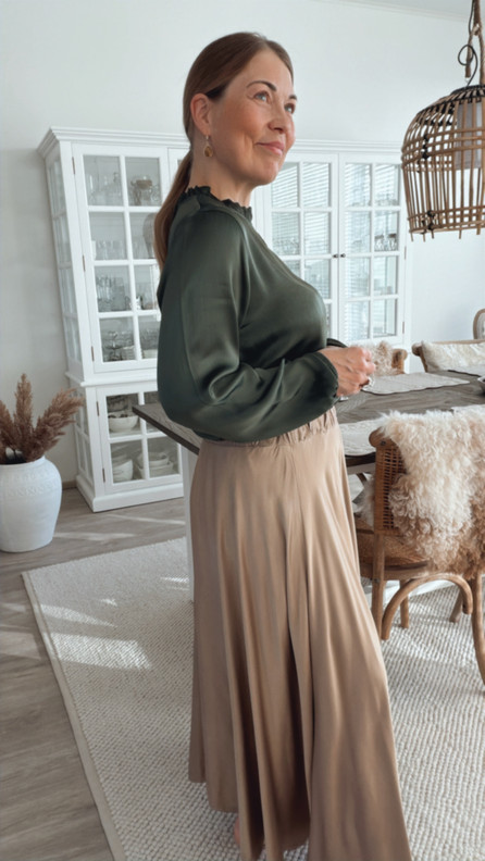 FILIPA SATIINIHAME KAMELI