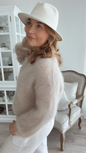JOSEFIN MOHAIRNEULETAKKI VAALEA BEIGE