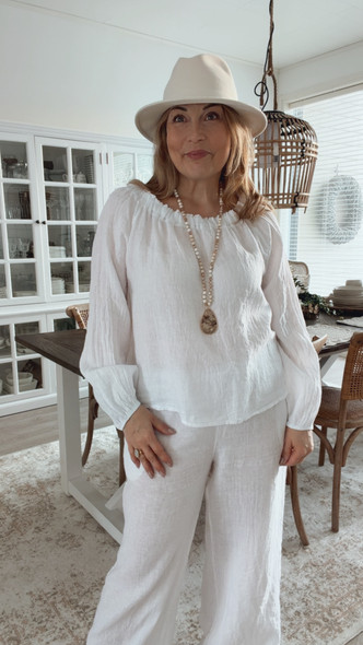 CHIARA PELLAVAPAITA VALKOINEN