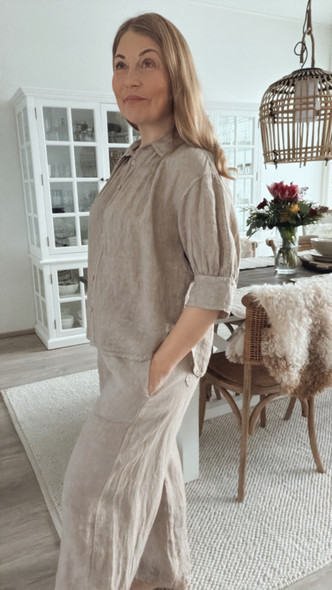 ANNETTE PELLAVAPAITA KASHMIR