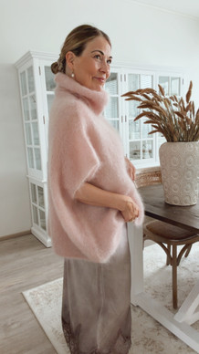 BENEDETTA KID MOHAIR PONCHO OLD ROSE