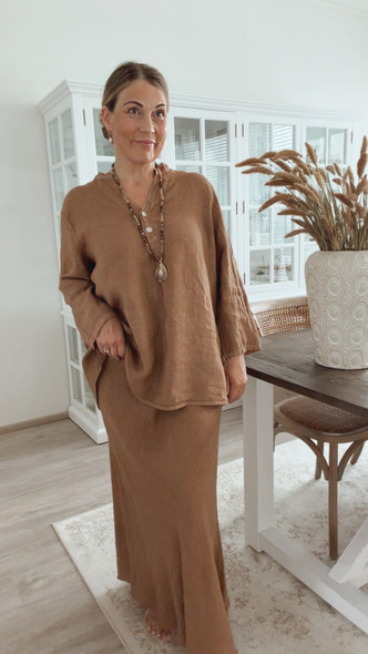 NADIA PELLAVAPAITA KAMELI