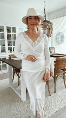 RAFAELA PUKEUTUMISPUSERO LUONNONVALKOINEN