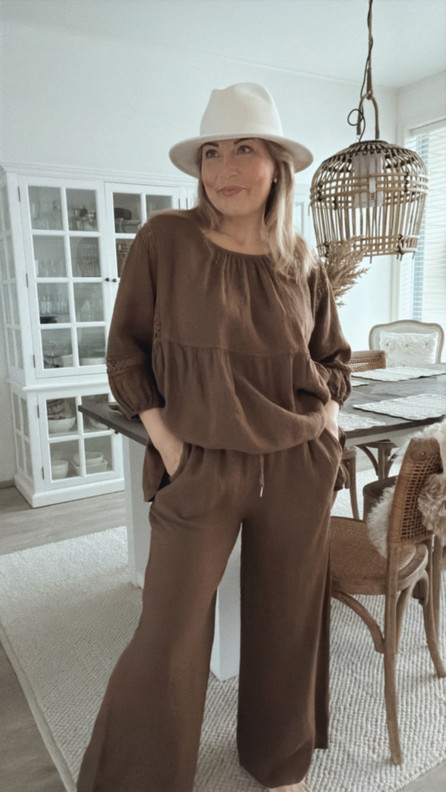 MIRIAM PELLAVAHOUSUT RUSKEA