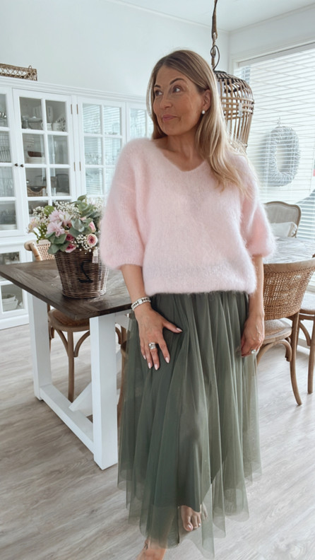 CARLA TYLLIHAME VIHREÄ