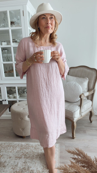 ADELLE PELLAVAMEKKO MALVA