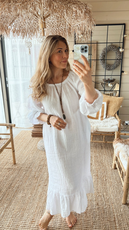 LISBETH PELLAVAMEKKO VALKOINEN