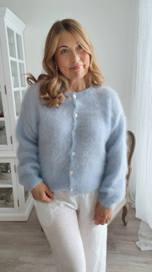 JOSEFIN MOHAIRNEULETAKKI VAALEANSININEN